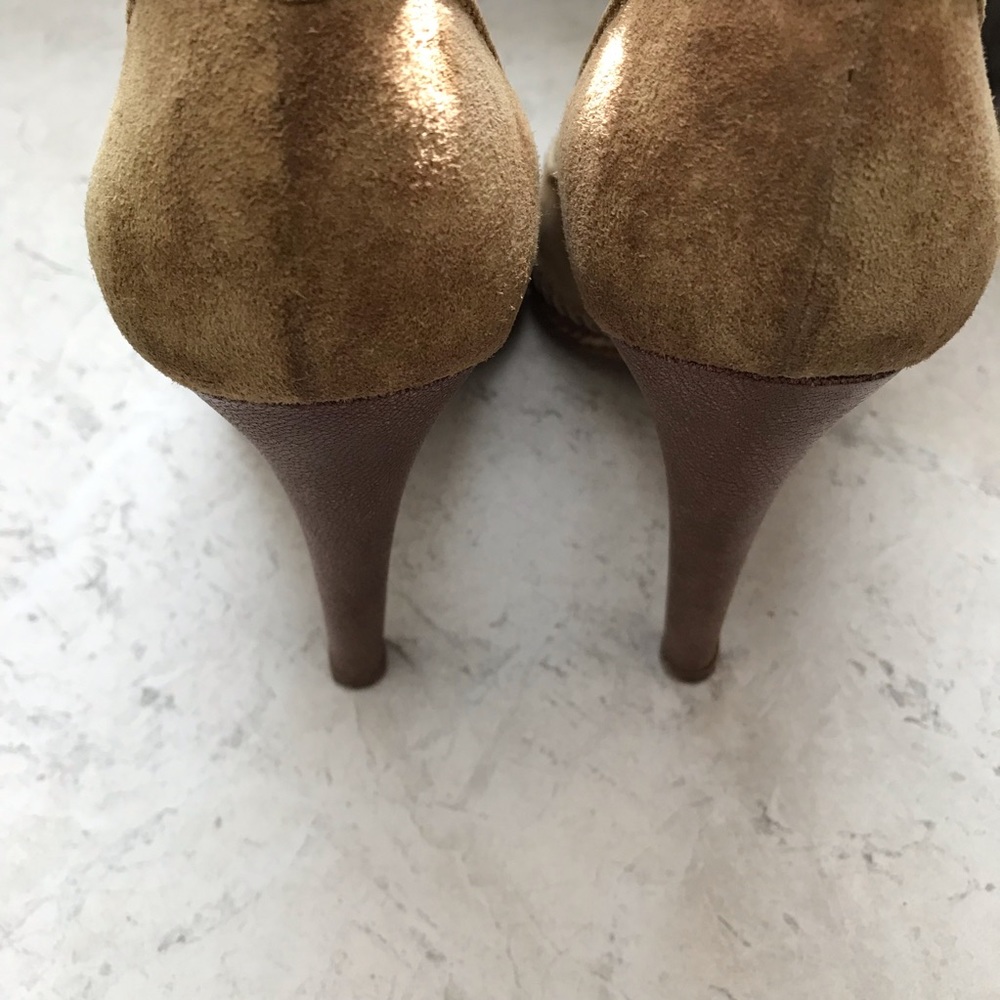 Alexander McQueen || Suede Peep Toe Heels Size 39 - Picture 5 of 8
